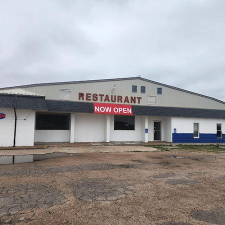 1St Inn By Oyo Quinter Hwy 70 Ks Buitenkant foto